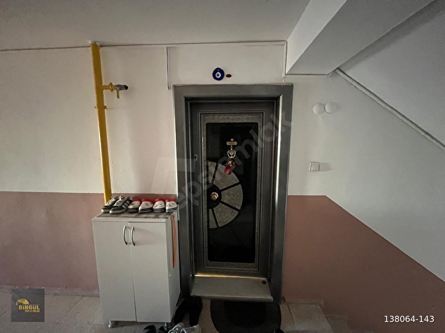 Çiğli Evka 5 Atatürk Mah. 2+1 Kapalı Mutfak Tadilatlı Daire - Görsel 2