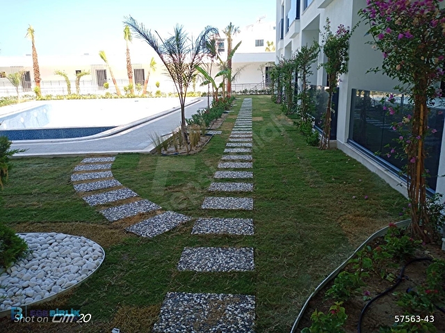 Kuşadasında Denize Sadece 20 Metre Mesafede, 7/24 Güvenlikli, Kapalı Otoparklı, Havuzlu Lüks Daire - Görsel 27