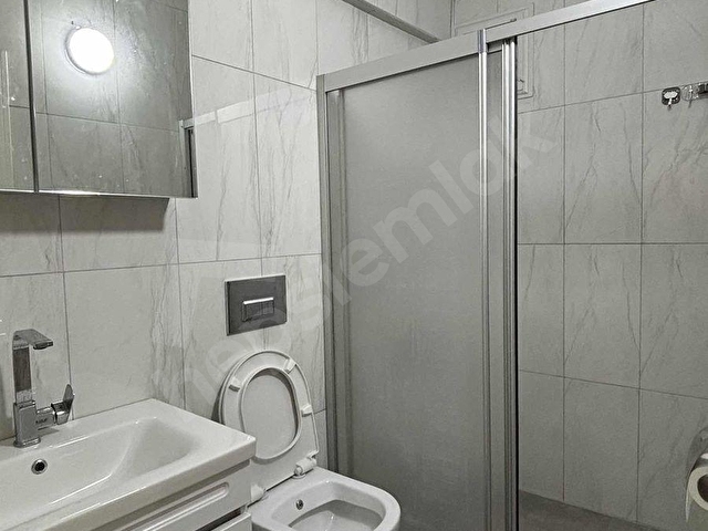 SÜTLÜCEDE METROBÜSE 5 DAK. FULL EŞYALI 2+1 KİRALIK DAİRE - Görsel 22