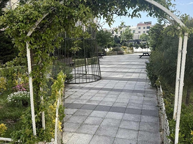 Özyurtlar Nmerkez sitesi de 1+1 kiralık daire - Görsel 21