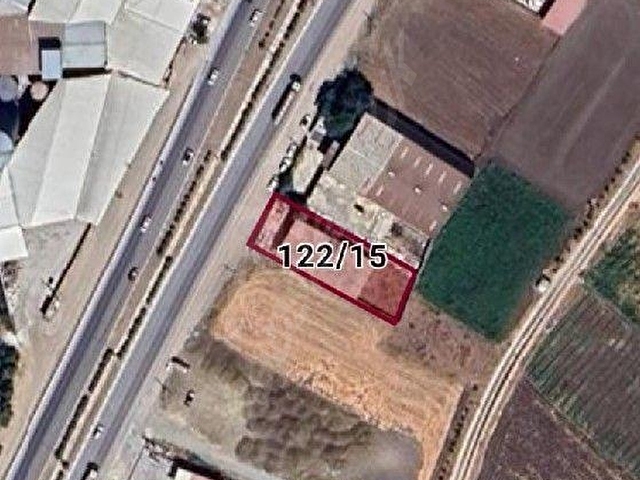 İskenderun yoluna sıfır Serinyol ile üniversite arasında her işe uygun bina ve arsası