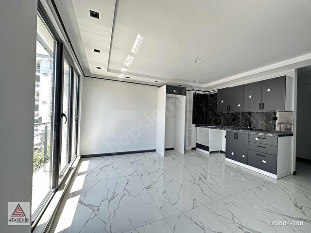 ATAŞEHİRDEN MEVLANADA MERKEZİ KONUMDA SATILIK 1+1 DAİRE