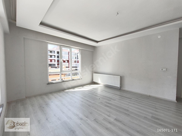 Karatay Hacı Hasanbaşı Caddesi üzerinde yeni 3+1 satılık daire
