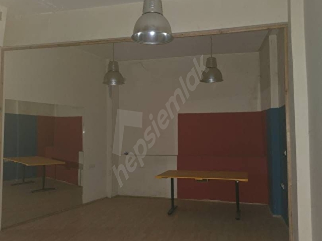 Tophanede Kiralık 55m² Yüksek Tavanli Depo/Dükkar - Görsel 9
