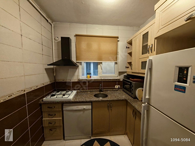 KURTULUŞ CADDESİ ÜZERİNDE 2+1 90 M2 KİRALIK DAİRE - Görsel 4