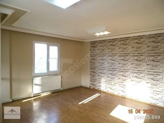 MENEMEN EGEKENT2 MERKEZDE FUL TADİLATLI 3+1 140M2 DOĞALGAZLI KLİMALI - Görsel 4