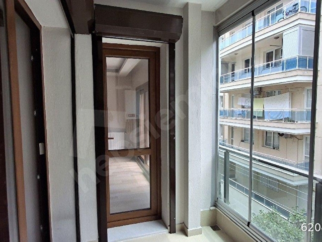 Karşıyaka İlçe Emniyet Md. Yakını Asansörlü D.gazlı Otoparklı 2+1 Bakımlı Ara Kat Daire - Görsel 16