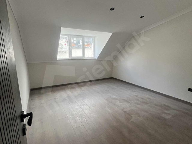 Bostancıda 3+2 Dubleks | 160 m² Net | Çift Girişli - Görsel 21