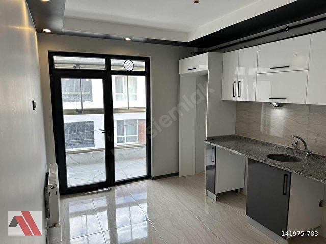 SÜMBÜLLERDEN ESENTEPE MH. ASANSÖRLÜ ÇİFT BALKONLU 3+1 DAİRE
