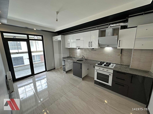 SÜMBÜLLERDEN ESENTEPE MH. ASANSÖRLÜ ÇİFT BALKONLU 3+1 DAİRE - Görsel 2