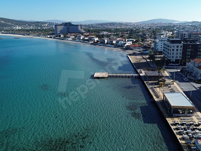 YUSEDEN ILICA YILDIZBURNUNDA DENİZE 60 METRE 4+1 SATILIK VİLLA