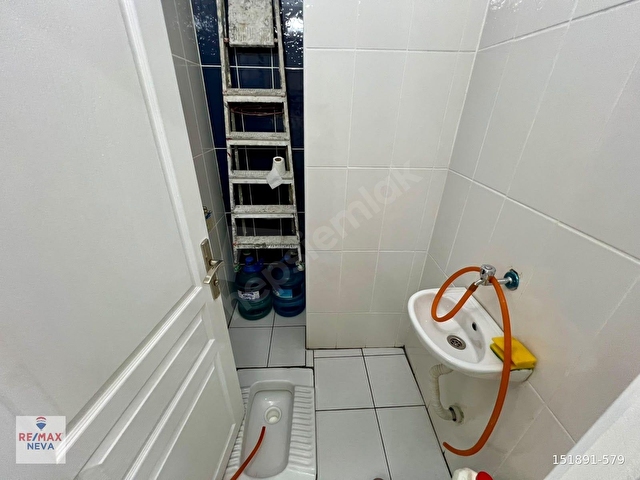ESENYURT MEYDANDA MERKEZİ KONUMDA FERAH 2+1 SATILIK DAİRE - Görsel 20