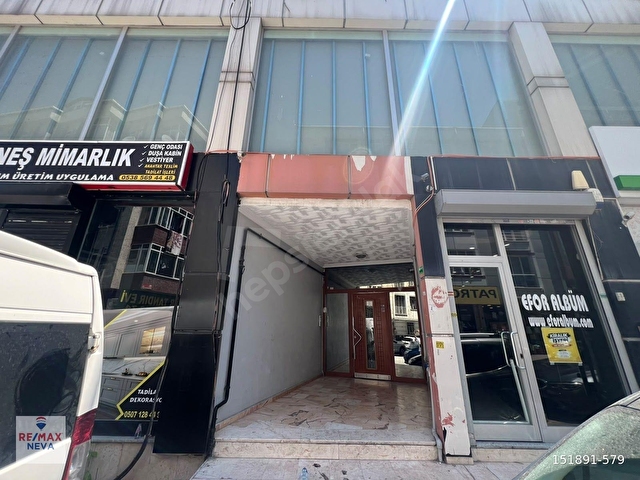 ESENYURT MEYDANDA MERKEZİ KONUMDA FERAH 2+1 SATILIK DAİRE - Görsel 2