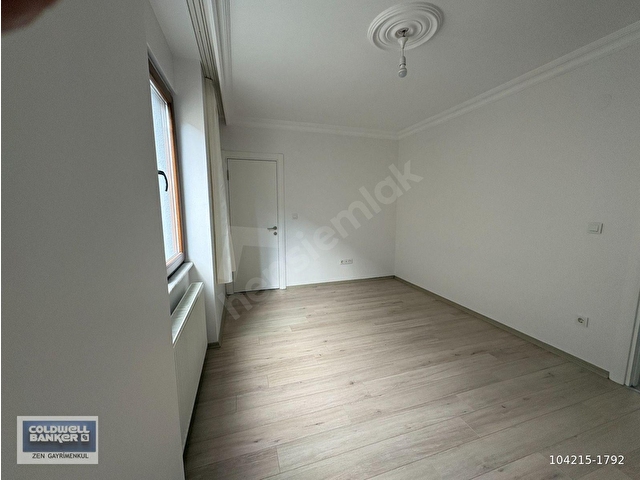 KARTAL KARLIKTEPE KATTA TEK SATILIK 3+1 DAİRE - Görsel 10