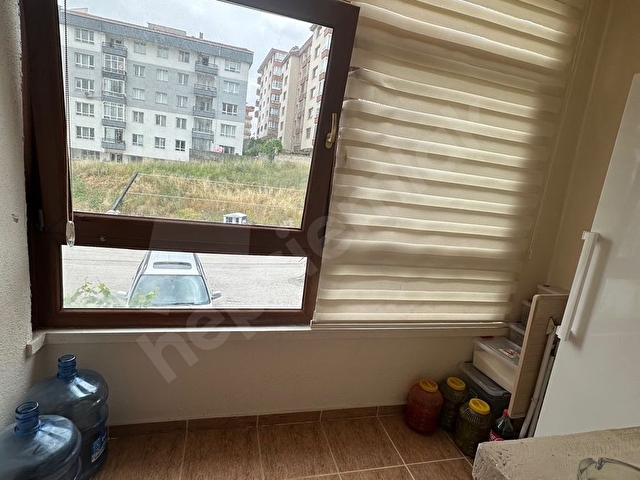 ÖVEÇLER KABİL CAD YAKINI  BALKONLU  ÖN TARAFI KAT KONUMU - Görsel 5