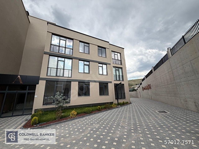 ALACAATLIDA NET 186M2 4+1 SIFIR KİRALIK DAİRE