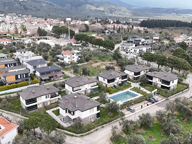 PARLA’DAN GÜRE’DE HAVUZLU SİTEDE EMSALSİZ FİYATA 2+1 ACİL SATILIK!