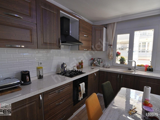 Kuşadası Davutlarda Geniş, Merkezi Konumda Satılık 3+1 Daire - Görsel 18