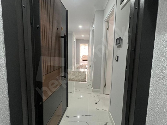 Samandırada 2 Ayrı Daire İmkanlı 4+2 160 m2 Satılık Dubleks - Görsel 24