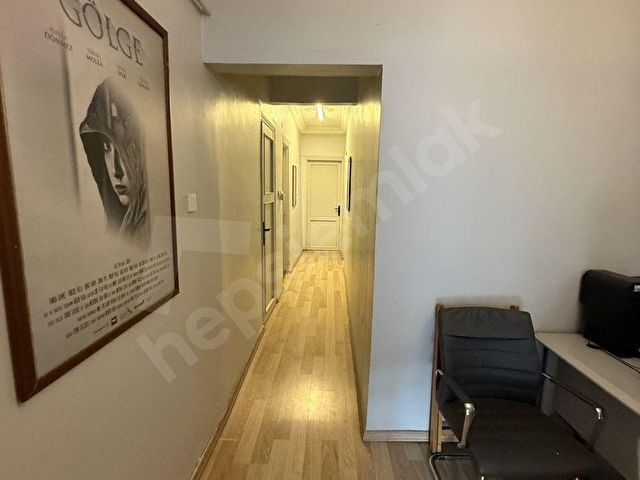 SELİMİYEDE ANA CADDE ÜZERİ 3+1 DÜZ GİRİŞ SATILIK DAİRE - Görsel 17