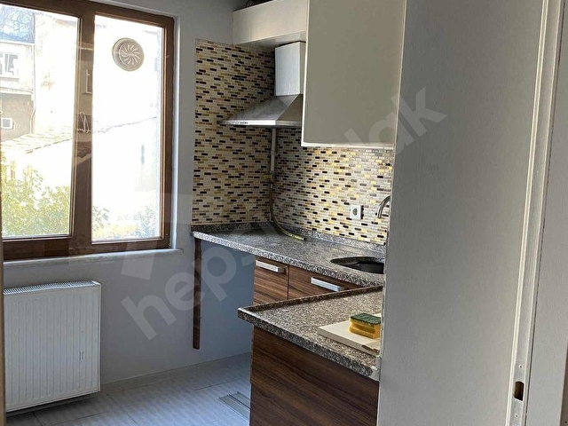 ÜMRANİYE ELMALIKENT CADDE ÜZERİ BÜYÜK 3+1 SATILIK DAİRE - Görsel 16
