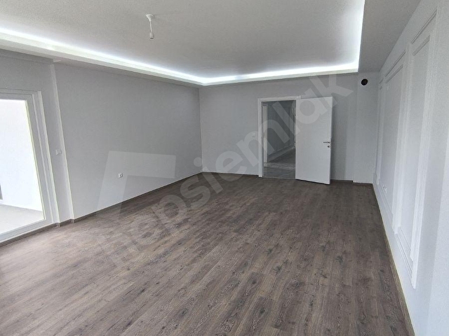 ALİ ŞEKERDEN GÖKDELENLER BÖLGESİNDE SATILIK LÜKS 4+1 - Görsel 4