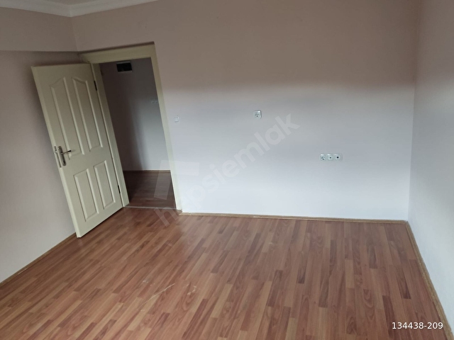 İSTANBUL YOLU KENARINDA 3+1 GENİŞ VE TEMİZ DAİRE - Görsel 15