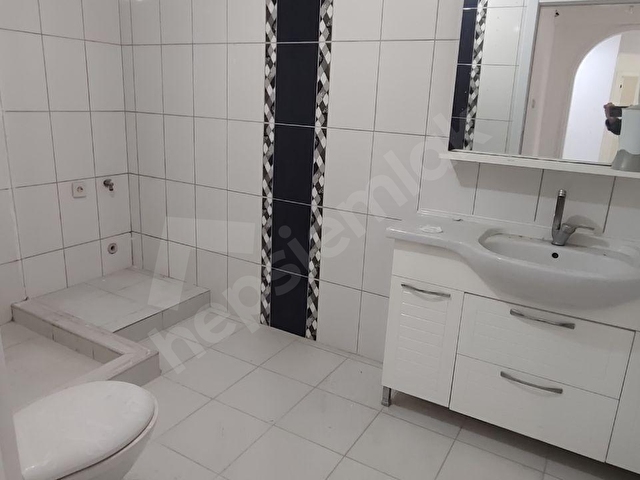 BALGAT EHLİBEYTTE LOKASYON FIRSATI! İÇİ YENİLENMİŞ, 3+1 GİRİŞ - Görsel 20