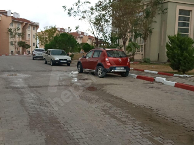ŞAHİN EMLAKTAN KARESİ/YENİ MAHALLEDE ÖNÜ AÇIK  EŞYALI KÖŞE ARAKAT  SATILIK 1+1 DAİRE - Görsel 13