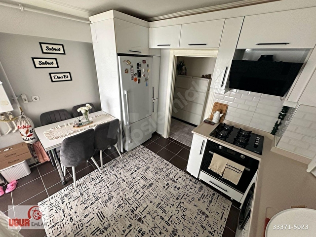 MALAZGİRT MH.GENİŞ M2 KAPALI OTOPARKLI 3+1 SATILIK DAİRE - Görsel 5