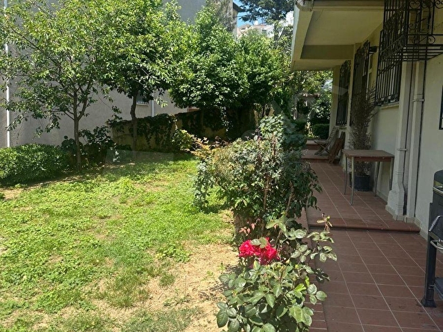 Emirgan Değirmentepe’de Bahçe Kullanımlı, Komple Yenilenmiş, Satılık 2+1 - Görsel 13
