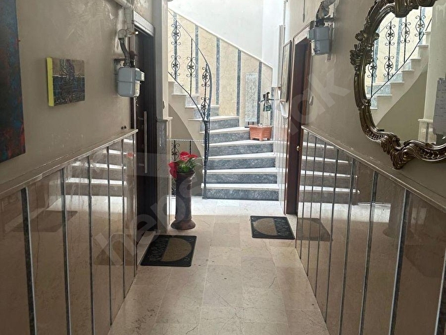 Emirgan Değirmentepe’de Bahçe Kullanımlı, Komple Yenilenmiş, Satılık 2+1 - Görsel 16