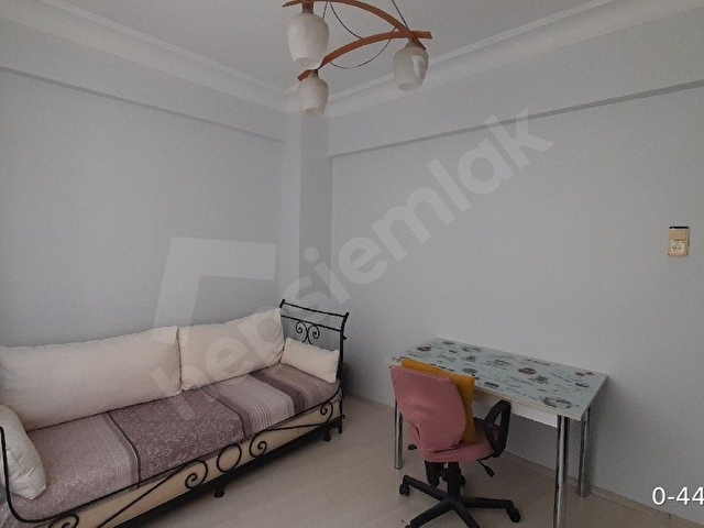 IN THE CENTER OF KADIKÖY ALTIYOL BAHARİYE SAHİLE ÇOK YAKIN 2+1 EŞYALI DAİRE - Görsel 14