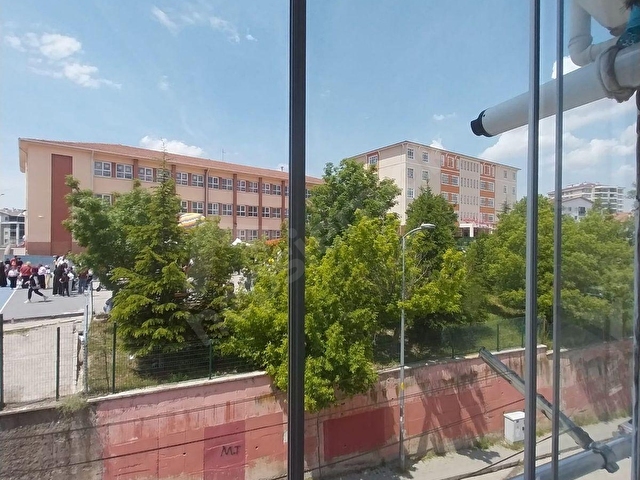 DURALİ ALIÇ MAHALLESİNDE  SERVİS GÜZERGAHLARINA YAKIN  YENİ METRO PROJE SİNENE 5 DAKİKA MESAFEDE  3+ - Görsel 16