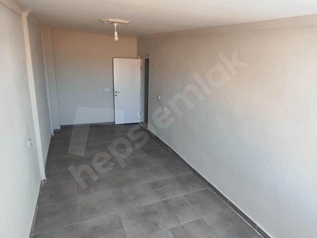 KÖRFEZ PUSULA EMLAKTAN TUZCUMURATTA KİRALIK 4+1 DAİRE - Görsel 6