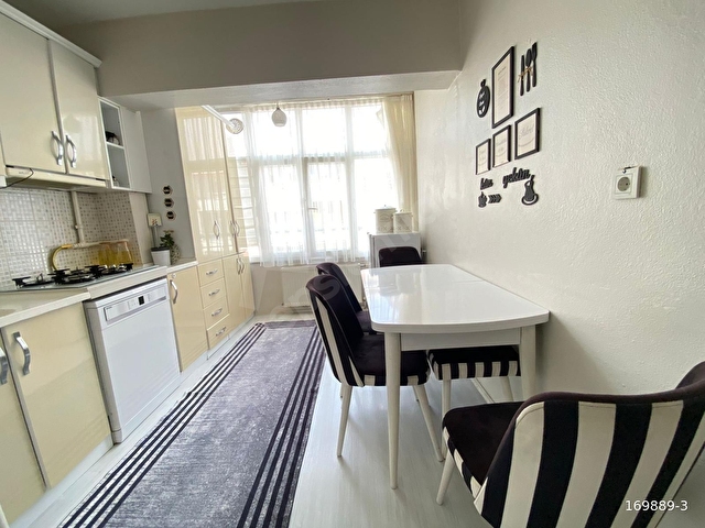 REŞADİYE MAHALLESİN.DE SATILIK 3+1 FIRSAT YOLA CEPHE DAİRE - Görsel 10
