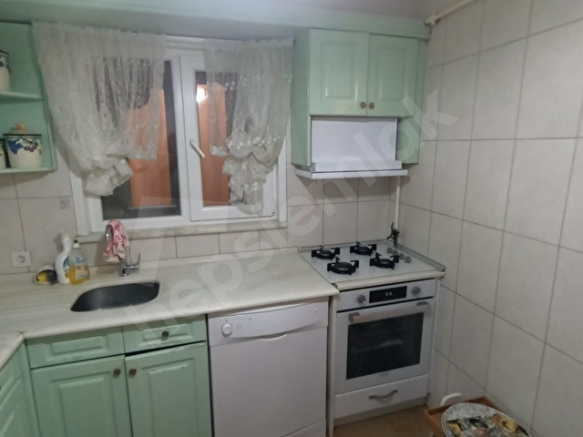 KURTULUŞ CADDESİ ÜZERİNDE ASANSÖRLÜ ARAKAT DAİRE - Görsel 2