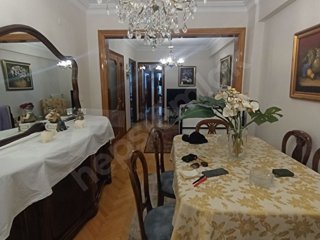 KURTULUŞ CADDESİ ÜZERİNDE ASANSÖRLÜ ARAKAT DAİRE - Görsel 8