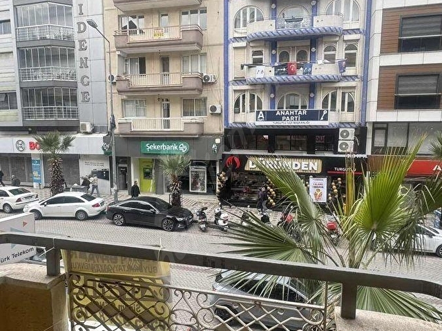 ATATÜRK BULVARINDA 2+1 TERASLI KİRALIK DAİRE