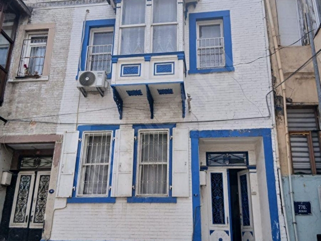 Konak Tuzcu Mahallesinde Tarihi Rum Evi, Cumbalı 3+1 - Görsel 2