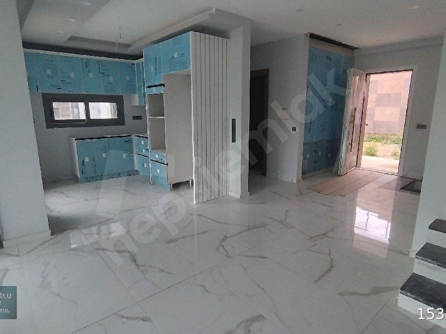 KUŞADASI EGE MAHALLESİNDE OZEL HAVUZLU LUKS VİLLA - Görsel 18