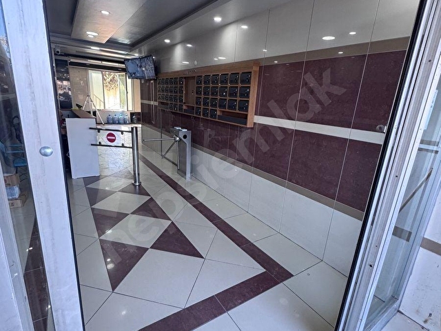 pendik marmara üni. hastanesinin karşısında metro önü home&ofis - Görsel 5
