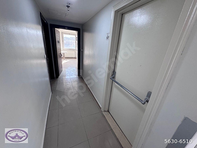 pendik marmara üni. hastanesinin karşısında metro önü home&ofis - Görsel 11