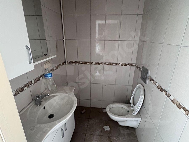 pendik marmara üni. hastanesinin karşısında metro önü home&ofis - Görsel 18
