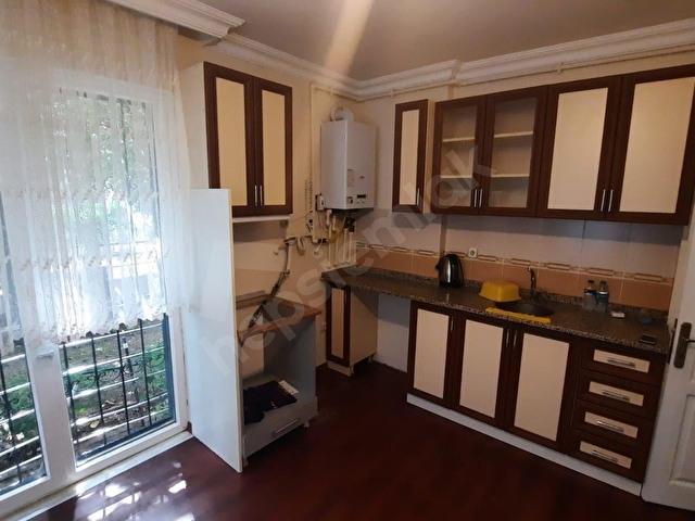 GÖZDEden K.BAKKALKÖY METROYA 400m. 2ODA+1SALON Y.GİRİŞ,KİRACILI