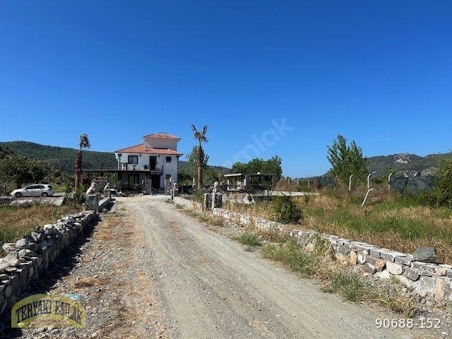 MUĞLA ORTACA SARİGERMEDE SATILIK ÇİFTLİK VİLLA BÜYÜK ARSA - Görsel 12