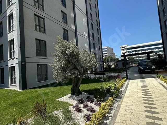GÖZTEPE FEZA PARK 90 SİTESİNDE SATILIK 3+1 152m2 SIFIR DAİRE!! - Görsel 4