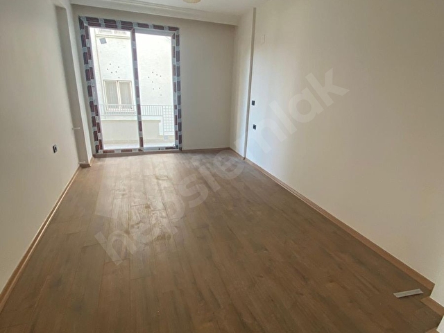 POZCU GAZİ MAH.NDE OKUL YANI SIFIR YAPILI 3+1 SATILIK DAİRE - Görsel 14