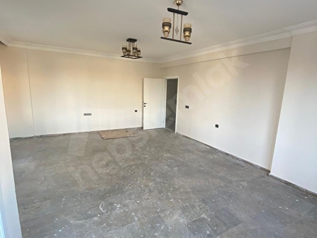 POZCU GAZİ MAH.NDE OKUL YANI SIFIR YAPILI 3+1 SATILIK DAİRE - Görsel 12