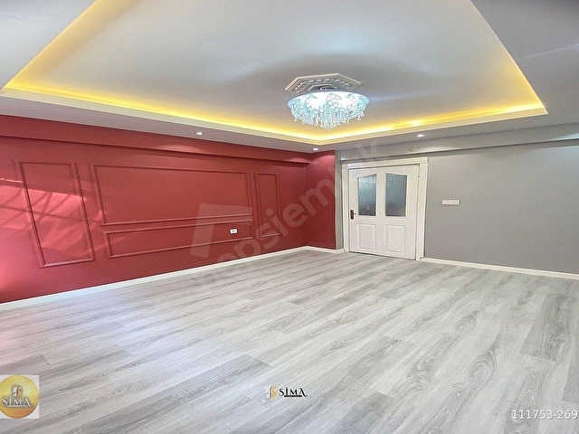 ANA CADDE ÜZERİ İSKANLI BİNADA ! ACİL SATILIK 2+1 BAHÇELİ DAİRE